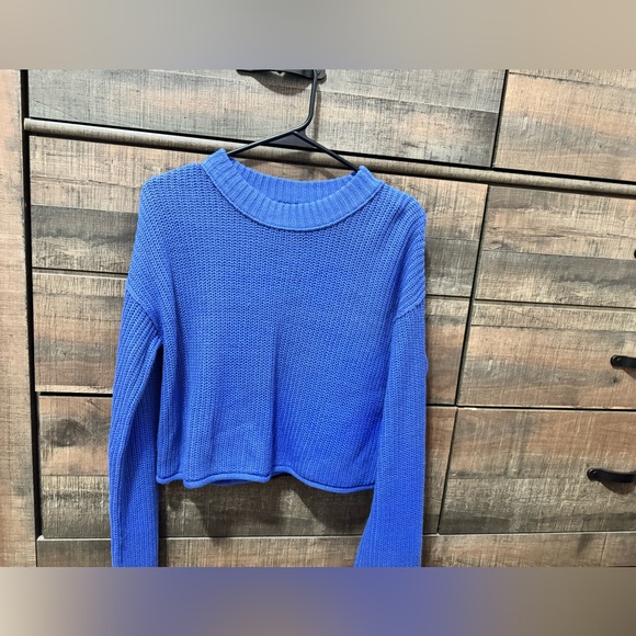 Target sweater - Picture 2 of 3